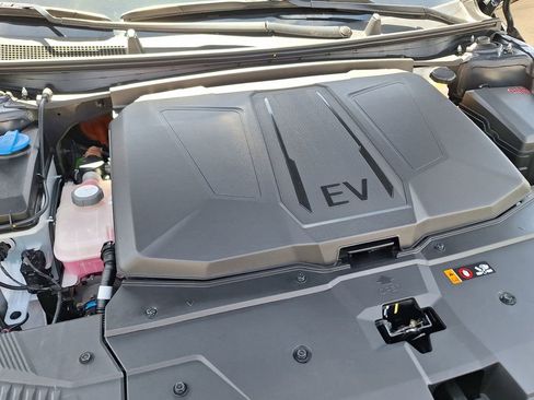 Certified 2026 Hyundai Ioniq 5 Limited image 33