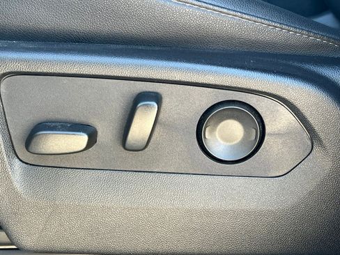 Used 2024 Chevrolet Tahoe LT image 28