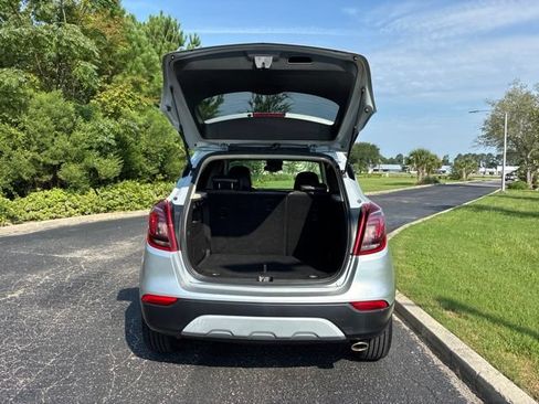 Used 2018 Buick Encore Preferred FWD image 18