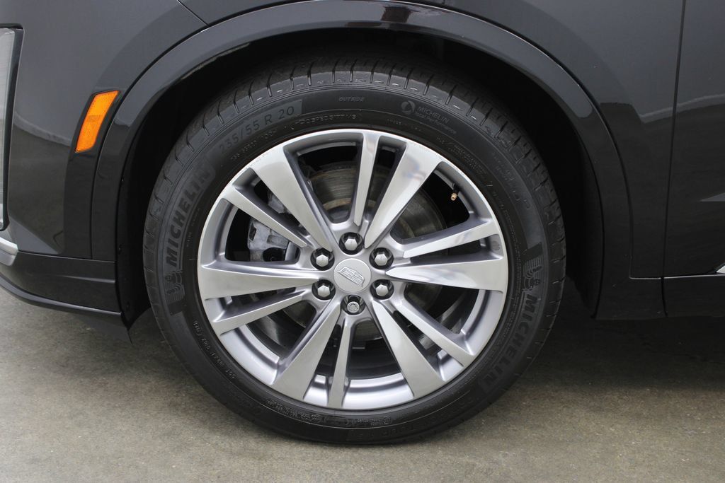 Used 2023 Cadillac XT6 Premium Luxury AWD/4WD image 30