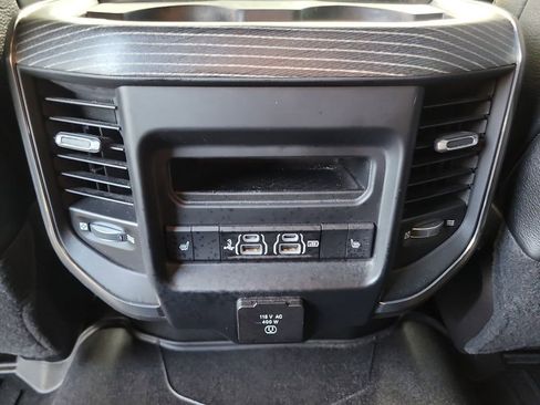 Used 2020 RAM 2500 Limited image 13