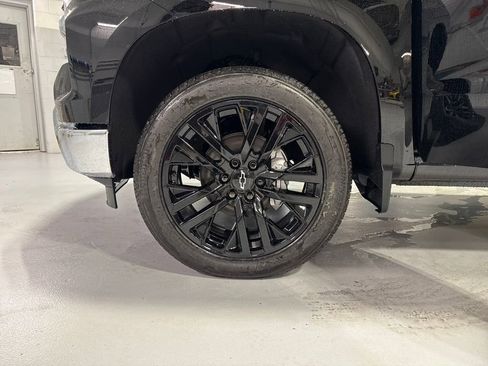 Used 2026 Chevrolet Silverado 1500 LT w/ Leather Package image 33