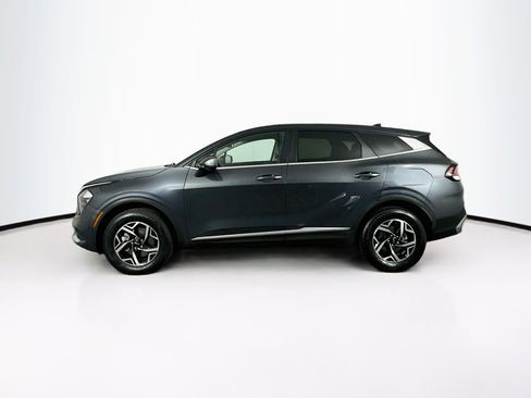 Used 2023 Kia Sportage LX AWD/4WD image 4