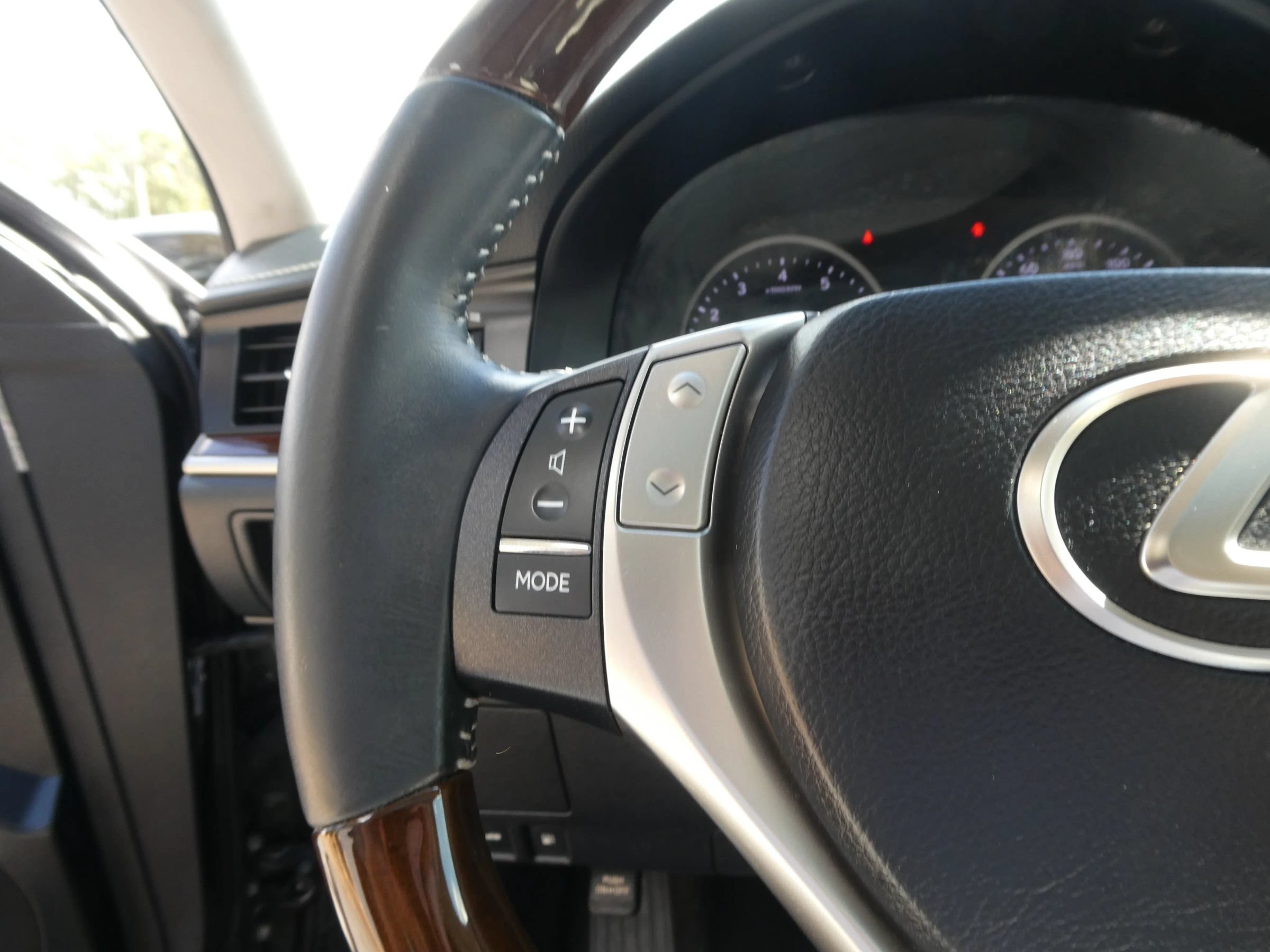 Used 2013 Lexus ES 350 w/ Luxury Pkg FWD image 18