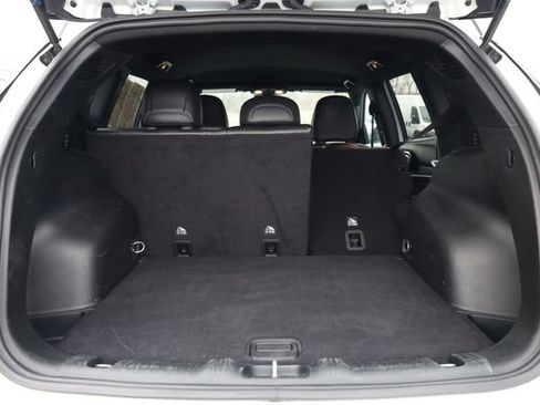 Used 2024 Jeep Compass Trailhawk image 25