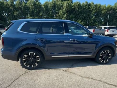 Used 2024 Kia Telluride SX Prestige AWD/4WD image 9
