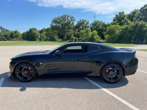Used 2024 Chevrolet Camaro SS RWD image 41