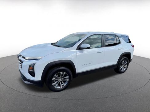 Used 2025 Chevrolet Equinox LT image 10