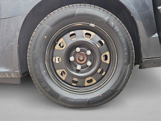 Used 2013 Dodge Grand Caravan American Value Package w/ UConnect Hands-Free Group FWD image 22