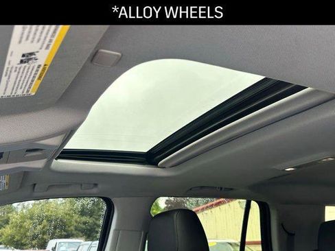 Used 2020 Cadillac Escalade Luxury image 17