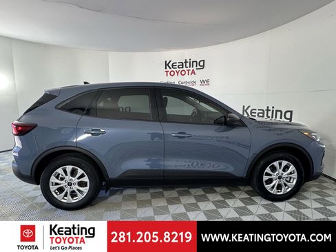 Used 2025 Ford Escape Active image 4