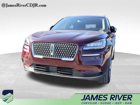 Used 2021 Lincoln Corsair AWD w/ Premium Package image 3