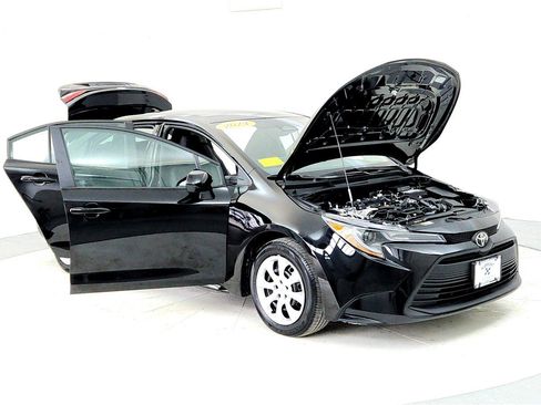Certified 2024 Toyota Corolla LE image 12
