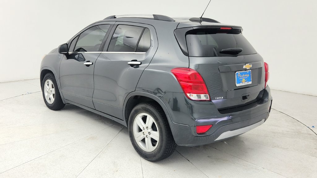 Used 2018 Chevrolet Trax LT w/ LT Convenience Package FWD image 5