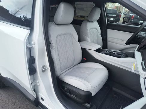 New 2026 Jeep Cherokee Overland w/ Trailer Tow Group image 25