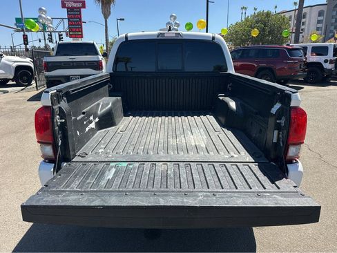 Used 2021 Toyota Tacoma SR w/ SR Convenience Package RWD image 35