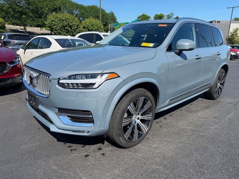 Used 2023 Volvo XC90 B6 Ultimate w/ Lounge Package AWD/4WD image 1