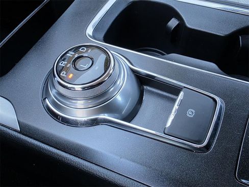 Used 2018 Ford Fusion S image 18