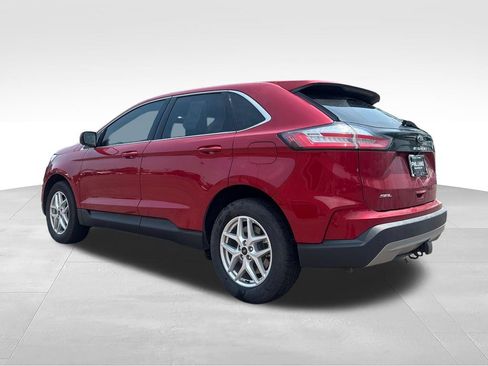 Certified 2023 Ford Edge SEL w/ Convenience Package AWD/4WD image 6