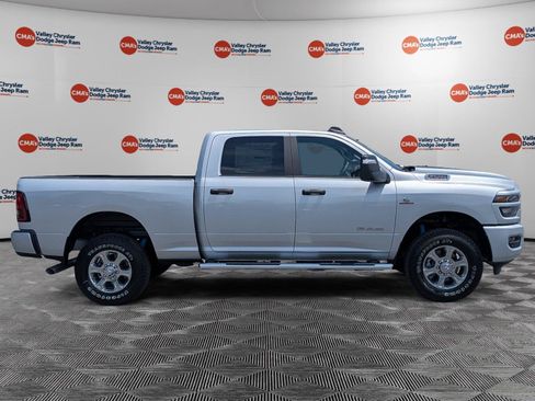 New 2026 RAM 2500 Big Horn AWD/4WD image 4