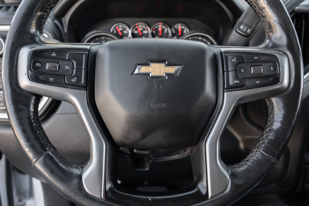 Used 2022 Chevrolet Silverado 2500 LTZ w/ LTZ Convenience Package AWD/4WD image 25