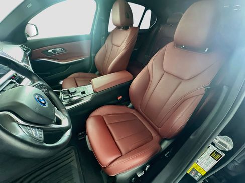 Used 2022 BMW 330e w/ Driving Assistance Package RWD image 13