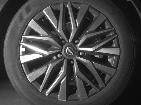 Used 2025 Nissan Altima 2.5 SV image 13