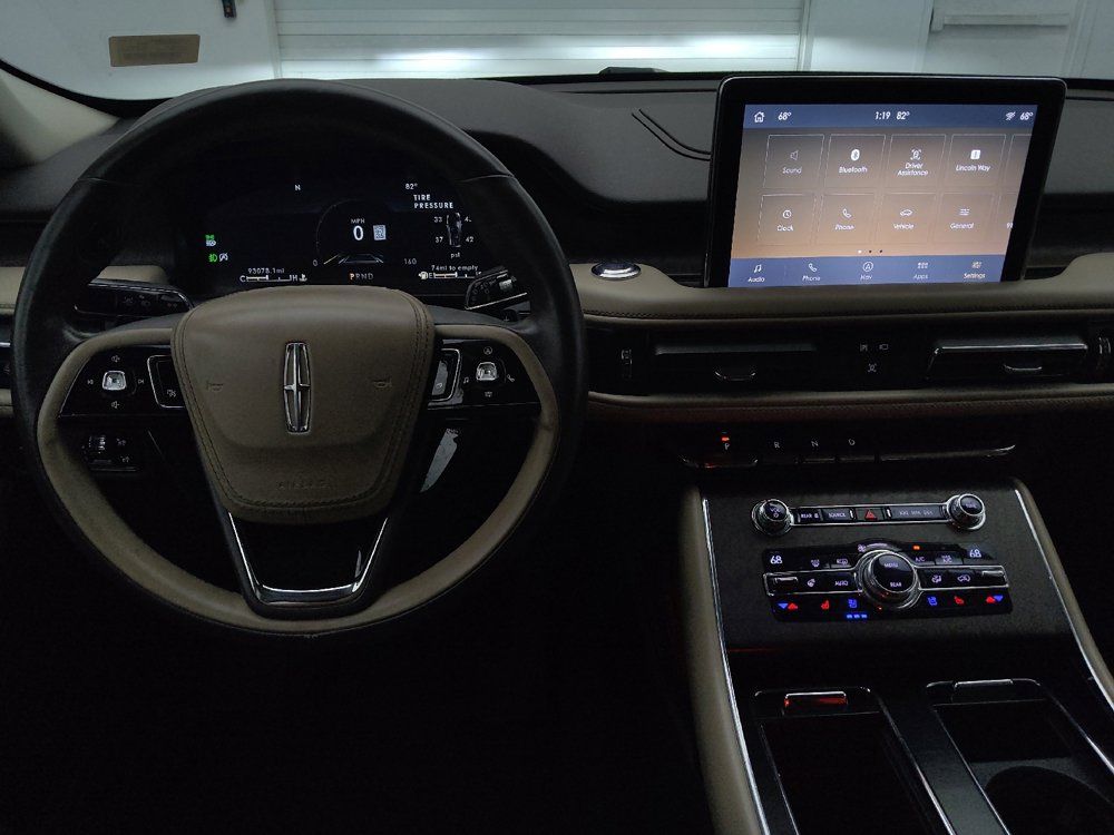 Used 2020 Lincoln Aviator Reserve w/ Equipment Group 201A RWD image 22