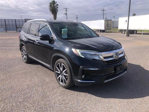 Used 2020 Honda Pilot Touring image 1