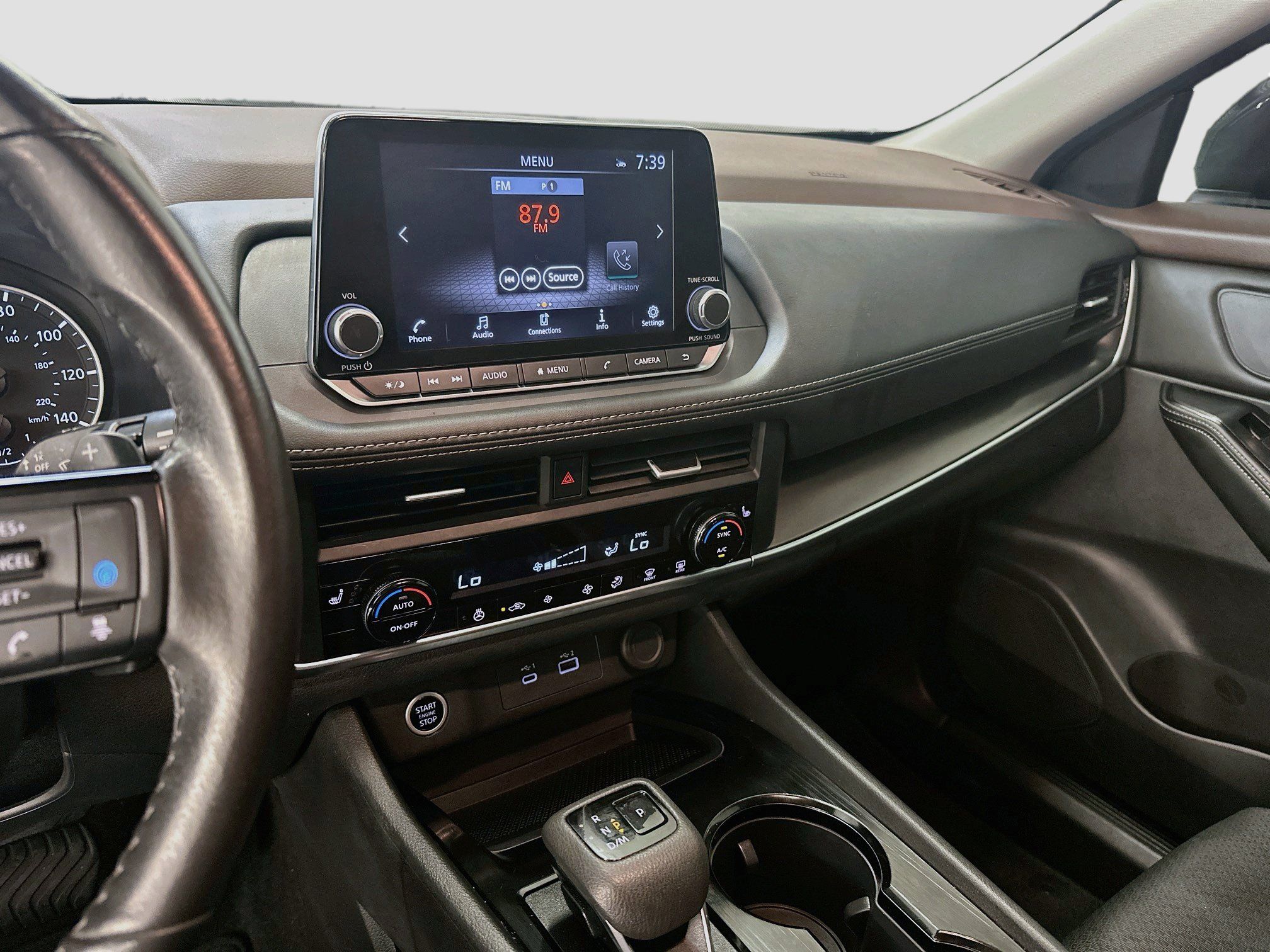 Used 2023 Nissan Rogue SV w/ SV Premium B Package AWD/4WD image 25