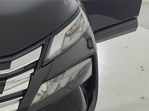 Used 2026 Nissan Rogue S image 33