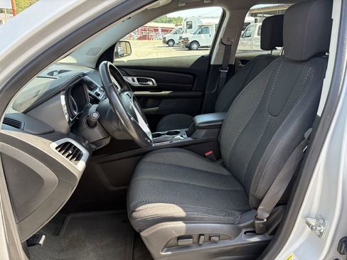 Used 2017 GMC Terrain SLE w/ Technology Package image 11