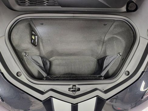 Used 2024 Chevrolet Corvette Stingray Preferred Cpe w/ Z51 Performance Package image 14