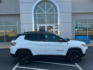 Used 2023 Jeep Compass Trailhawk image 1