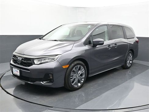 Used 2026 Honda Odyssey Touring image 1
