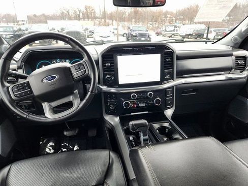 Used 2022 Ford F150 Lariat w/ Equipment Group 502A High image 10