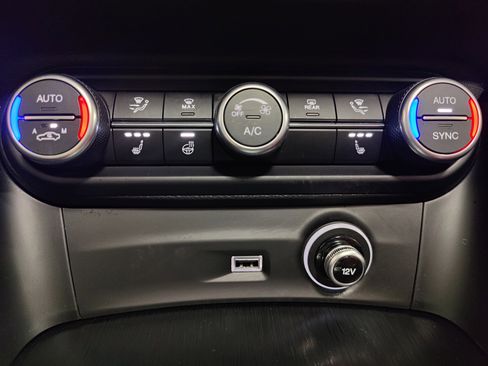 Used 2024 Alfa Romeo Stelvio Sprint image 24