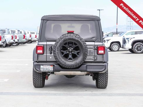 Used 2022 Jeep Wrangler Unlimited Sport AWD/4WD image 7