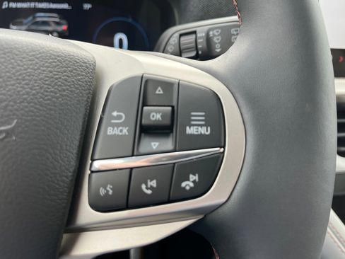 New 2025 Ford Explorer Active w/ Active Comfort Package image 15