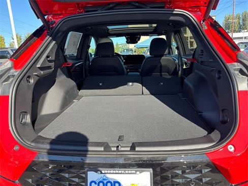 New 2025 Chevrolet Equinox EV RS image 37