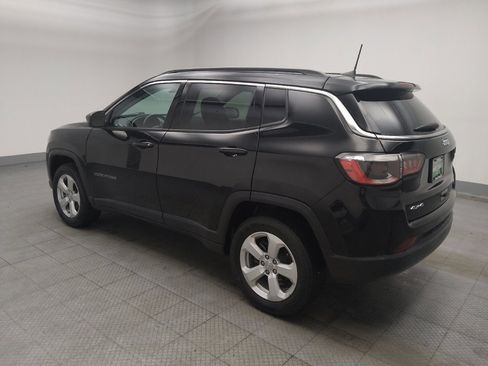 Used 2021 Jeep Compass Latitude w/ Convenience Group AWD/4WD image 3