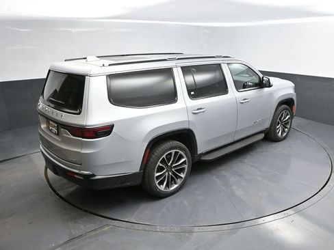 Used 2022 Jeep Wagoneer Series II w/ Premium Group I image 43