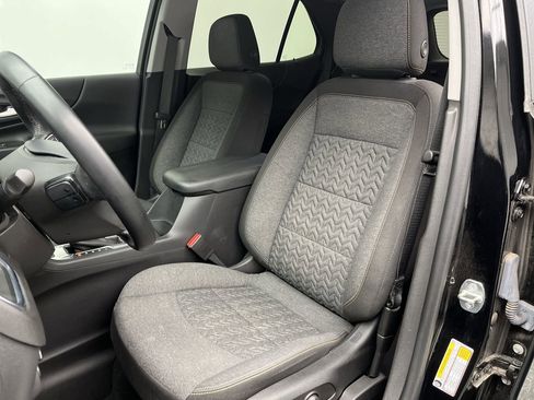 Certified 2024 Chevrolet Equinox LT image 9