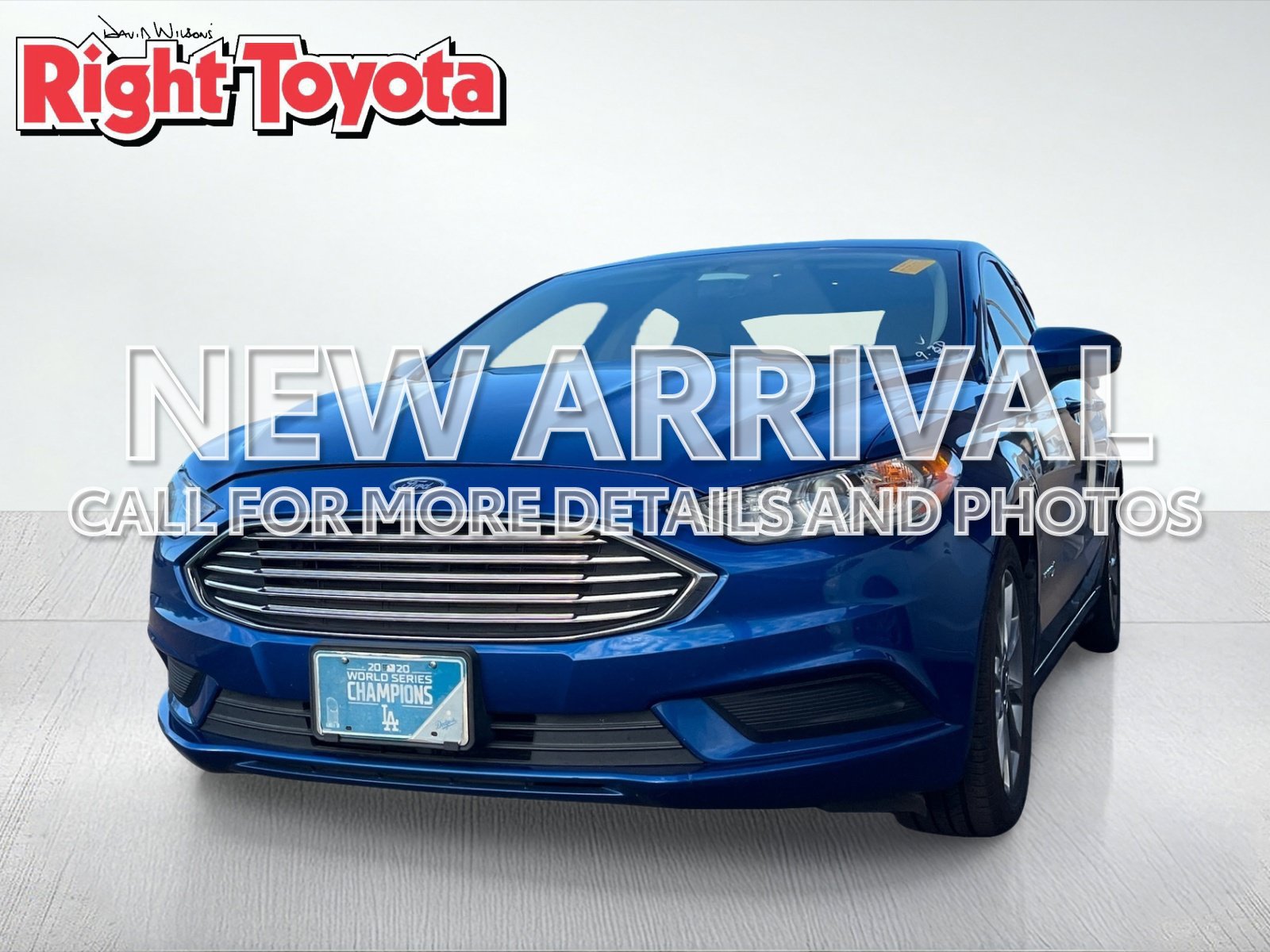 Used 2017 Ford Fusion SE FWD image 1