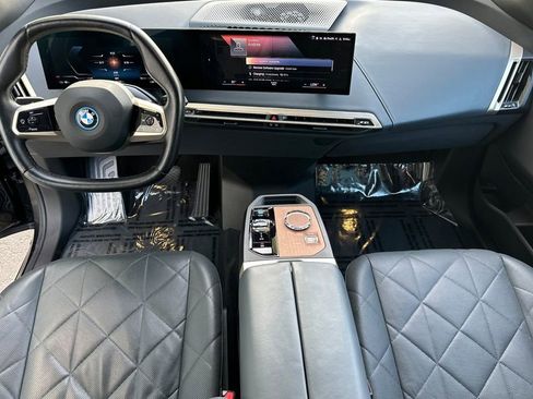 Used 2023 BMW iX M60 image 14