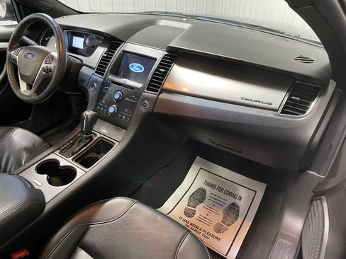Used 2019 Ford Taurus SEL w/ Equipment Group 201A image 7