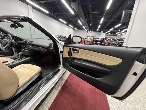 Used 2013 BMW 128i Convertible image 35