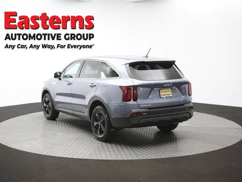 Used 2023 Kia Sorento LX AWD/4WD image 63
