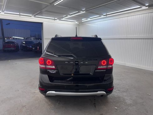 Used 2018 Dodge Journey Crossroad w/ Driver Convenience Group image 6