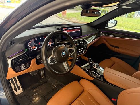 Used 2023 BMW 530i w/ M Sport Package RWD image 7